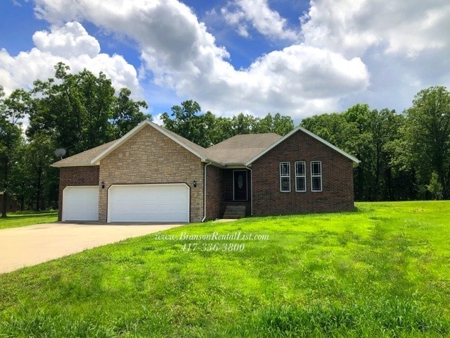 property at 370 Southwoods Way