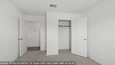 13111 McCrorey Trails Drive in Conroe, TX - Foto de edificio - Building Photo