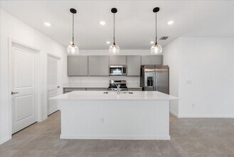 11177 Fernbrook Dr in Port St. Lucie, FL - Building Photo - Building Photo