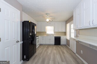 4291 Fiddlers Bend in Loganville, GA - Building Photo - Building Photo