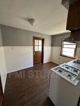 156 Fermo Ave in Ferguson, MO - Building Photo - Building Photo