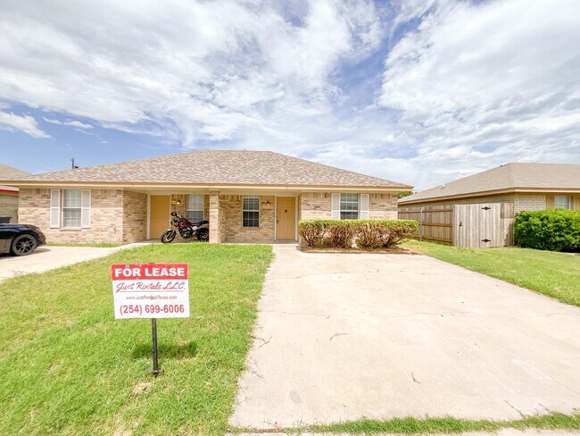 1707 Windward Dr in Killeen, TX - Building Photo - Building Photo