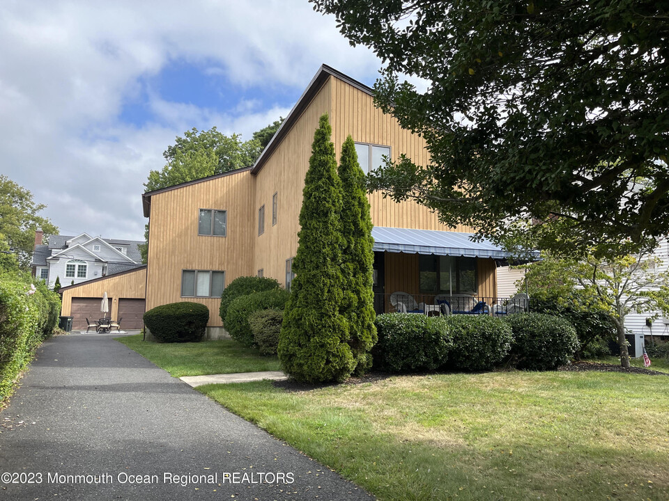 416 Salem Ave in Spring Lake, NJ - Building Photo