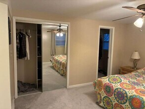 65 S Gould Rd in Columbus, OH - Foto de edificio - Building Photo