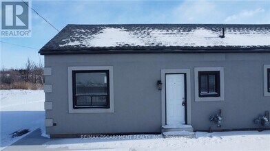 4049 Hwy 6 in Hamilton, ON - Building Photo - Building Photo