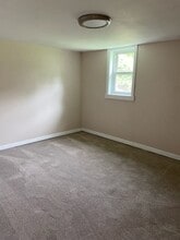 128 W McKinley St in Poplar Bluff, MO - Building Photo - Building Photo