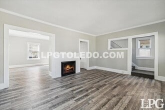 4117 Thornton Ave in Toledo, OH - Building Photo - Building Photo