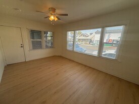 1730 E. 7th St. #17 in Long Beach, CA - Building Photo