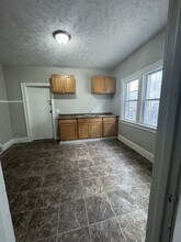 4056 E 136th St in Cleveland, OH - Building Photo - Building Photo