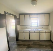 8 Clarke St in Athens, OH - Building Photo - Building Photo