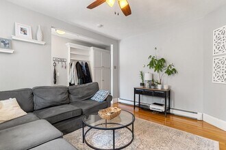642 E 8th St in Boston, MA - Building Photo - Building Photo