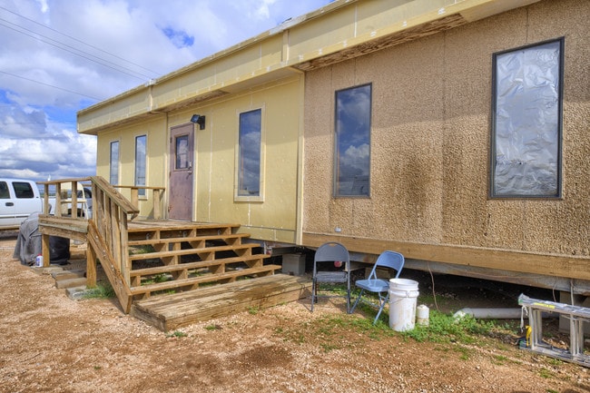 12715 W 3rd St in Odessa, TX - Foto de edificio - Building Photo