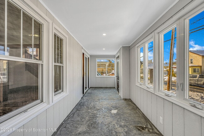 2124 Shawnee Ave in Scranton, PA - Building Photo - Building Photo