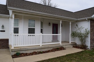23121 Righteous Ln in Waynesville, MO - Foto de edificio - Building Photo