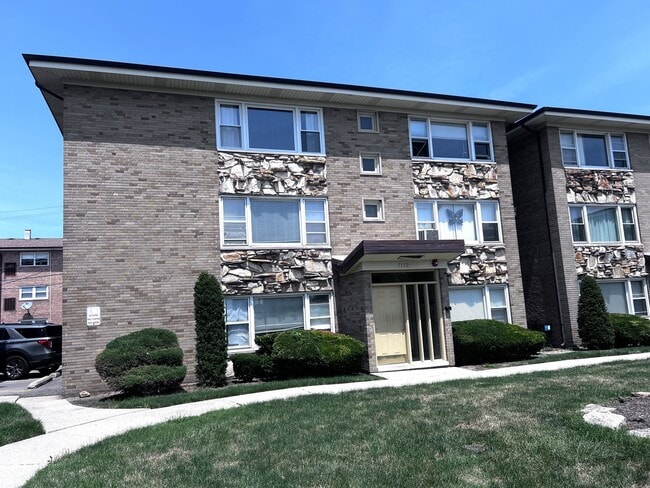 property at 3170 W Meadow Ln Dr