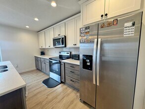 7920 Patrick Ave in Lincoln, NE - Building Photo - Building Photo