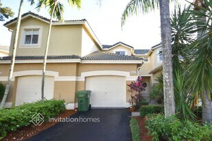2500 Cordoba Bend in Weston, FL - Building Photo