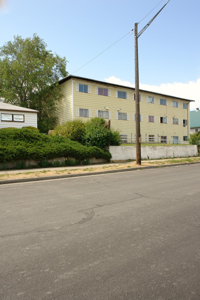 5003 N Lacey St in Spokane, WA - Building Photo - Building Photo