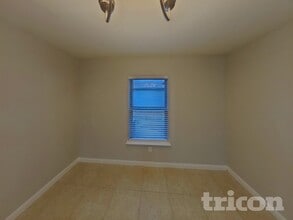 185 Presidents Way in Venus, TX - Foto de edificio - Building Photo