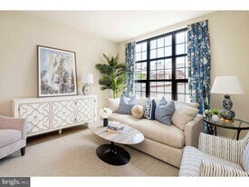 218 Arch St in Philadelphia, PA - Building Photo