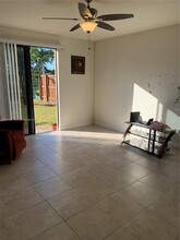 422 SE 34th Terrace in Homestead, FL - Building Photo - Building Photo