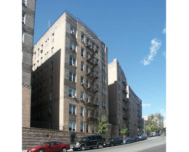 Elevator Apartment