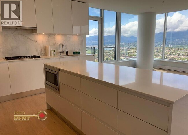 4510 Halifax Way in Burnaby, BC - Building Photo - Building Photo