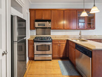 295 Commonwealth Ave, Unit 4 in Boston, MA - Building Photo - Building Photo