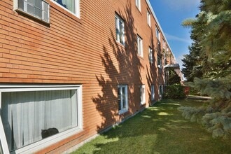 391 Gertrude in Winnipeg, MB - Building Photo - Building Photo