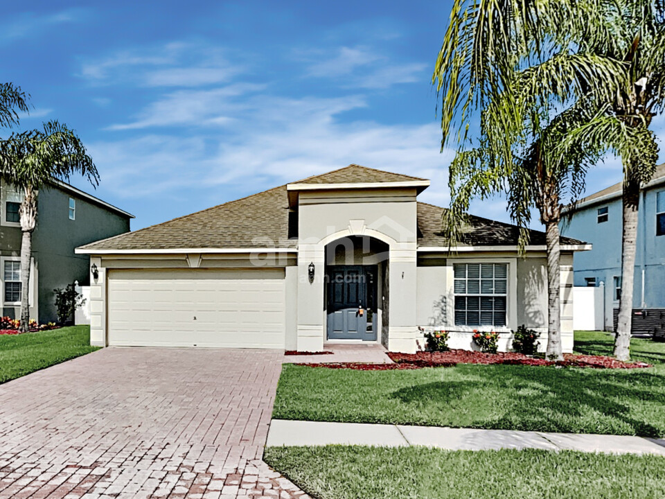 1417 Kaffir Lily Ct in Trinity, FL - Building Photo