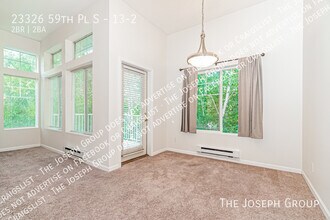 23326 59th Pl S in Kent, WA - Foto de edificio - Building Photo