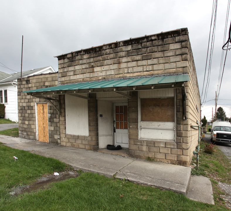 300 N Fifth St in Princeton, WV - Foto de edificio