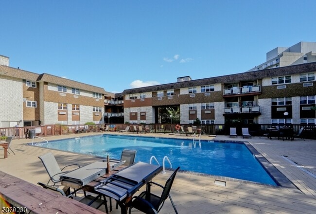 property at 1111 River Rd