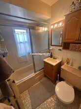 21 Sartwell Ave, Unit 3T in Somerville, MA - Building Photo - Building Photo