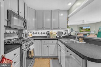 809 S Veitch St in Arlington, VA - Building Photo - Building Photo