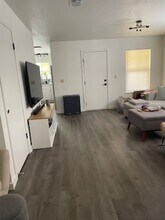 249 Red Bud in Winters, CA - Building Photo - Building Photo