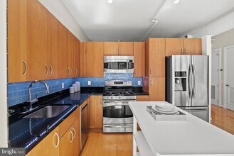 811 4th St NW, Unit 507 in Washington, DC - Building Photo - Building Photo