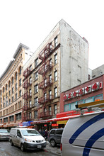 124 Mott St in New York, NY - Building Photo - Building Photo