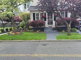 128 Martin St, Unit second in East Providence, RI - Building Photo
