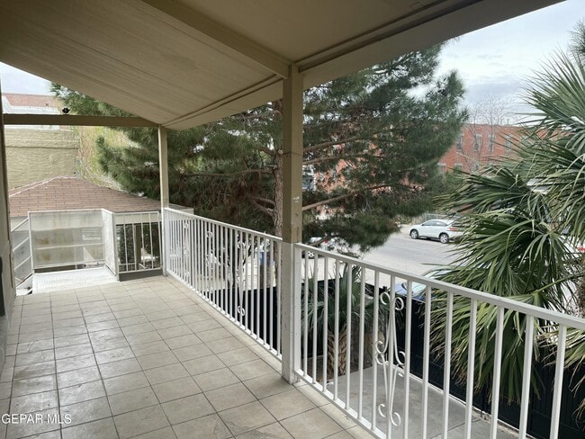 1026 Myrtle Ave in El Paso, TX - Building Photo - Building Photo