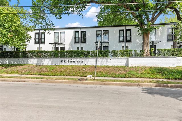 4242 Buena Vista St in Dallas, TX - Building Photo - Building Photo