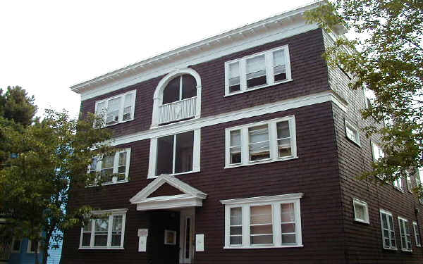 32 Melbourne St in Boston, MA - Building Photo - Building Photo