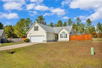 674 Copper Creek Dr in Raeford, NC - Building Photo - Building Photo