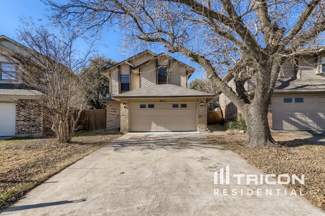 property at 3811 Clover Hill Ln