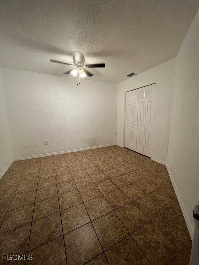 3923 SE 12th Ave in Cape Coral, FL - Building Photo - Building Photo