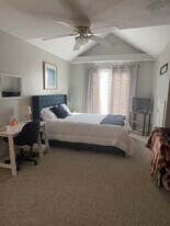 19 Rose Briar Pl in Hampton, VA - Building Photo