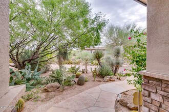 37427 N 97th Way in Scottsdale, AZ - Foto de edificio - Building Photo