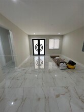 4285 SW 7th St in Coral Gables, FL - Building Photo - Building Photo