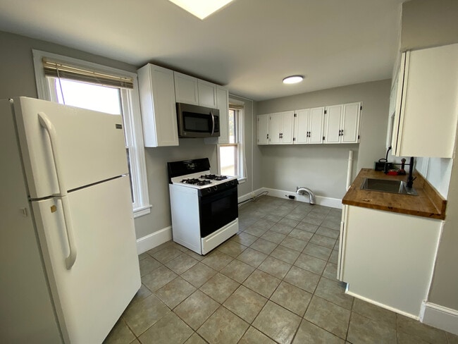 229 Valley St, Unit Upstairs in Duboistown, PA - Building Photo - Building Photo