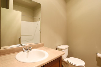 Monroe Street Apartments in Portland, OR - Foto de edificio - Interior Photo
